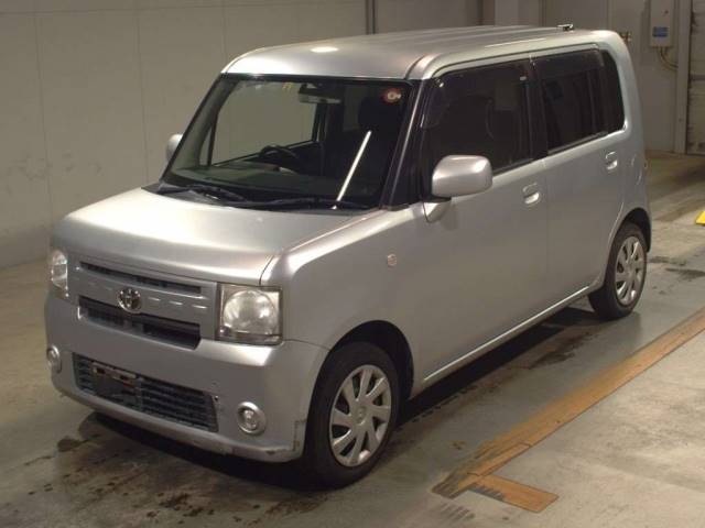 4190 TOYOTA PIXIS SPACE L575A 2012 г. (TAA Kyushu)